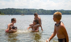 Baignade surveillée au Lac de Lavalette