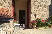 Entrée indépendante du gîte