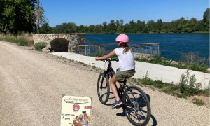 Enquête ludique à vélo le sortilège de la Via Fluvia et des berges du Rhône