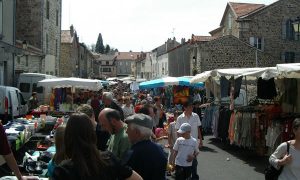 Montfaucon foire vue d’ensemble