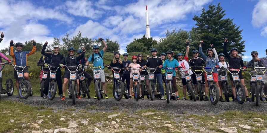Eté 2025 – Bougez dans le Pilat – Trottinette de descente tout terrain (à partir de 10 ans) – Maclas
