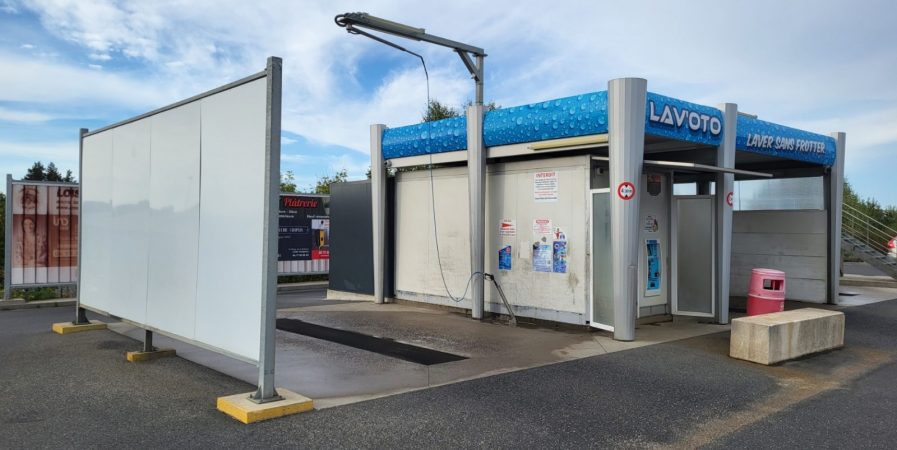 Aire de service – Lav oto Yssingeaux
