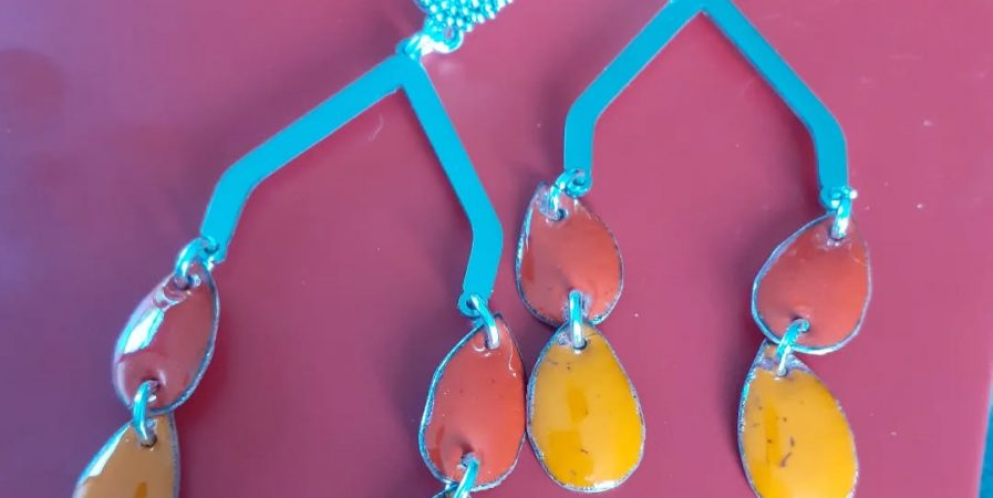 Fabrication d’un bijou en Email