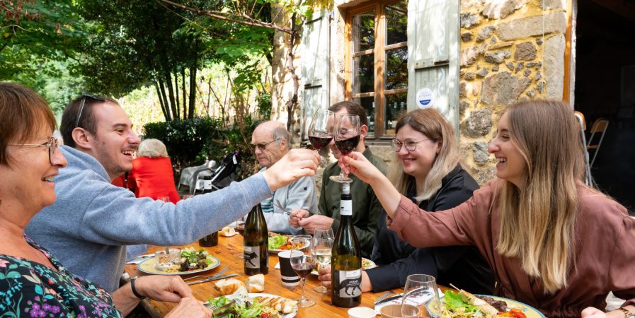 Le Grand Banquet de Jassoux : Dîner en plein air