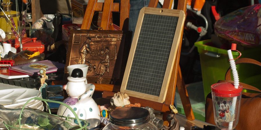 Brocante et vide grenier
