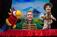EVE_Guignol et Rio le majestueux perroquet_Craponne-sur-Arzon