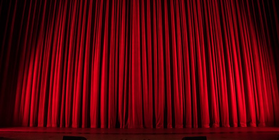 MARIAGE , EMBROUILLES ET AMUSE-GUEULES  Familia théâtre