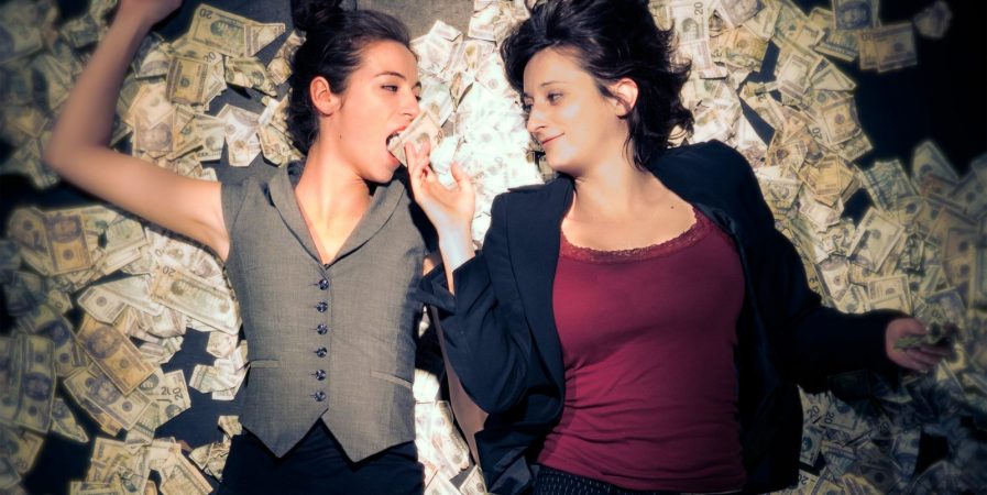 Spectacle – Argent, Pudeurs et Décadences
