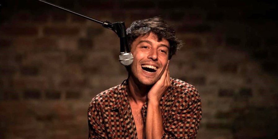 Saison culturelle : Playback FM, ou comment les médias m’ont appris à parler