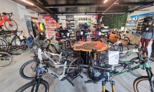COMPRESSION Bicycles_Brives-Charensac