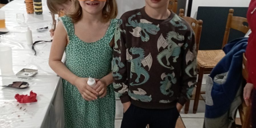 Atelier créatif enfants: création masque et lampion