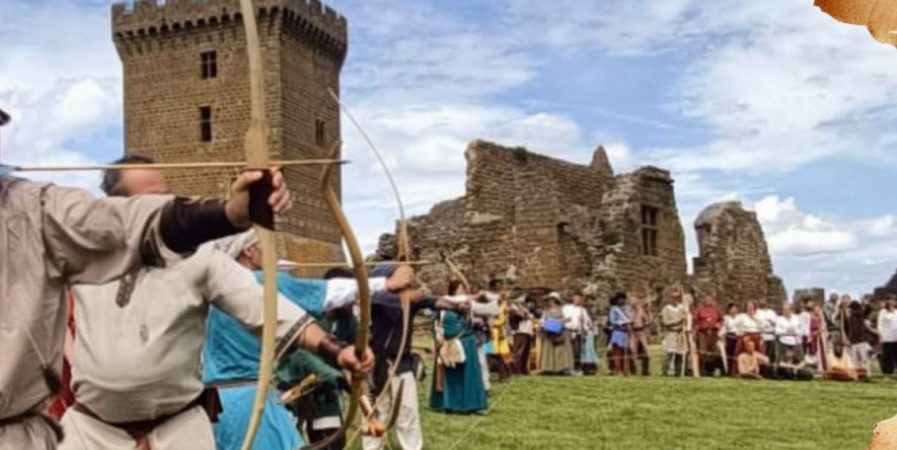 Tournoi national d&rsquo;archerie médiévale à la Forteresse de Polignac