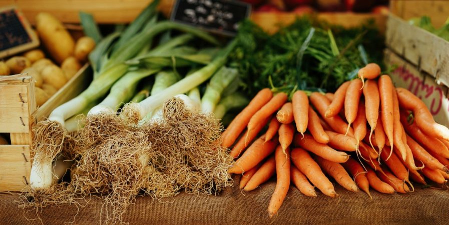 Marché hebdomadaire de Saint-Christophe sur Dolaison