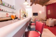 Bar Lounge