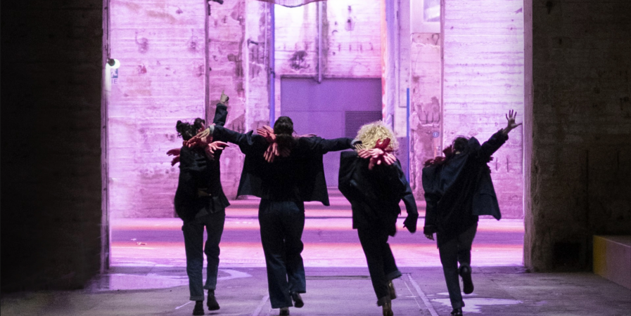 Spectacle de danse participatif – Trust – Group berthe