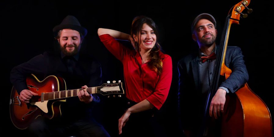 St Bonnet le show #4-Concert Lazy Birds swing Band