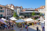 Marché hebdomadaire du Puy-en-Velay_Le Puy-en-Velay
