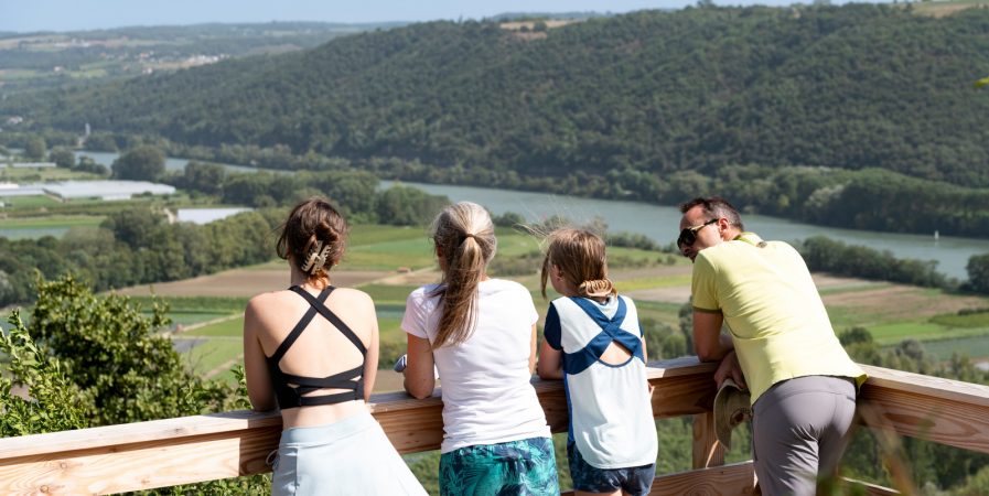 De crues en crus, de l’eau et du vin sur un sentier de Tupin à Semons