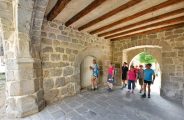 Eglise et Château prieuré clunisien