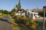 aire de camping car Montfaucon en Velay